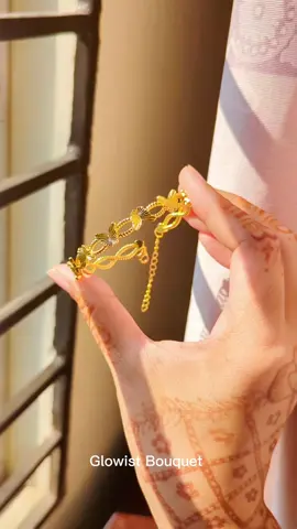 Butterfly Bracelet ✨ 👉 Not waterproof  Inbox us for order and more details 📥 #trendingsong #budgetfriendly #CapCut #giftideas #glowistbouquet #follower #jwellery #bracelet #unfreezemyacount #tiktokviral #foryoupage #fypage #views #virall #golden #onlineshopping 