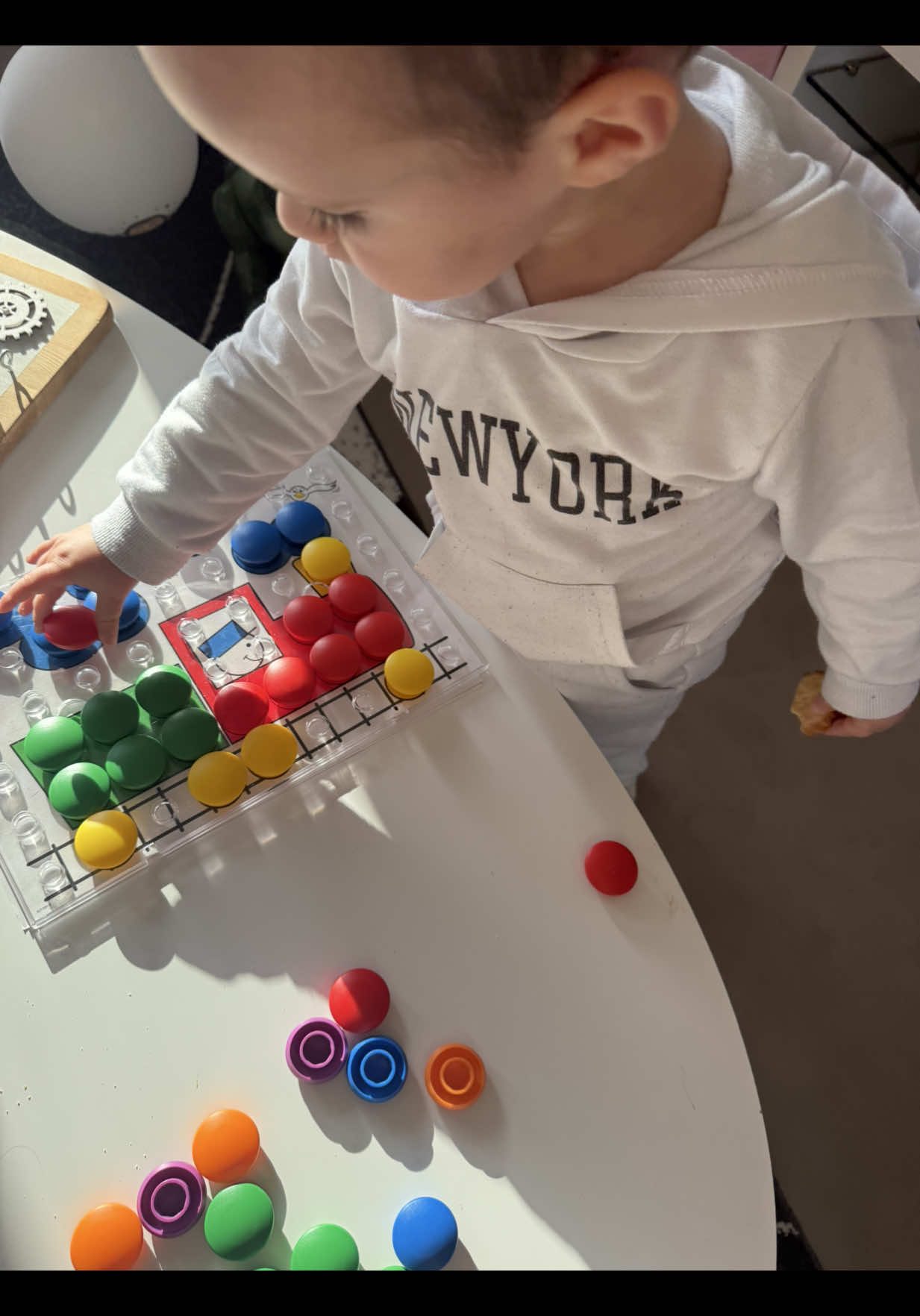 Des moments de partage et d’apprentissage ✨🤍 #apprentissage #colorino #petitgarçon #mumandson #mesenfantsmavie #mamanallaitante #bebe2023 #mumof2 #apprendreensamusant #activitépourenfant #jeu 
