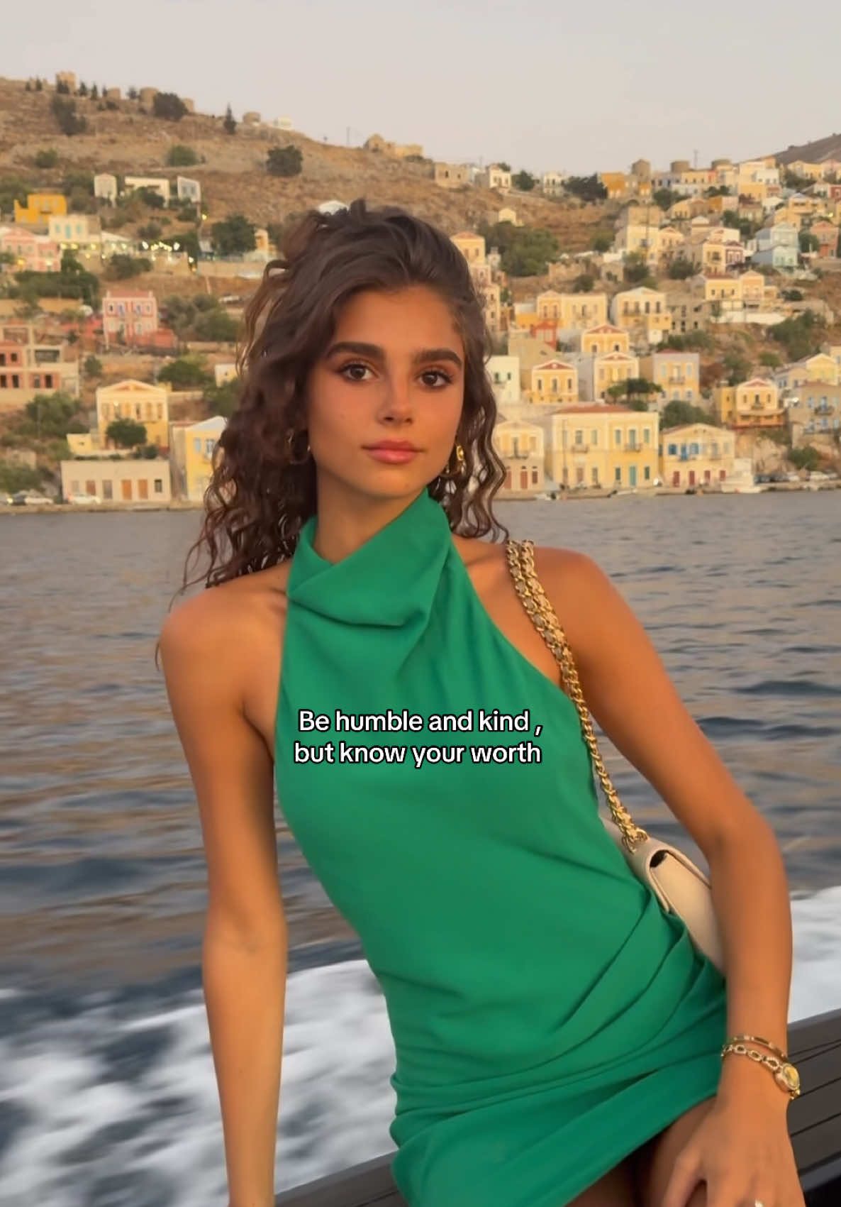 Respect yourself the same way you respect others . Respect others the same way you’d like to be respected ;)) 🫶🏽🫶🏽❤️ #content #fyppp 