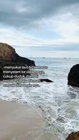 #fypage #foryou #lewatberanda #laut tapi ini bukan tentang laut..