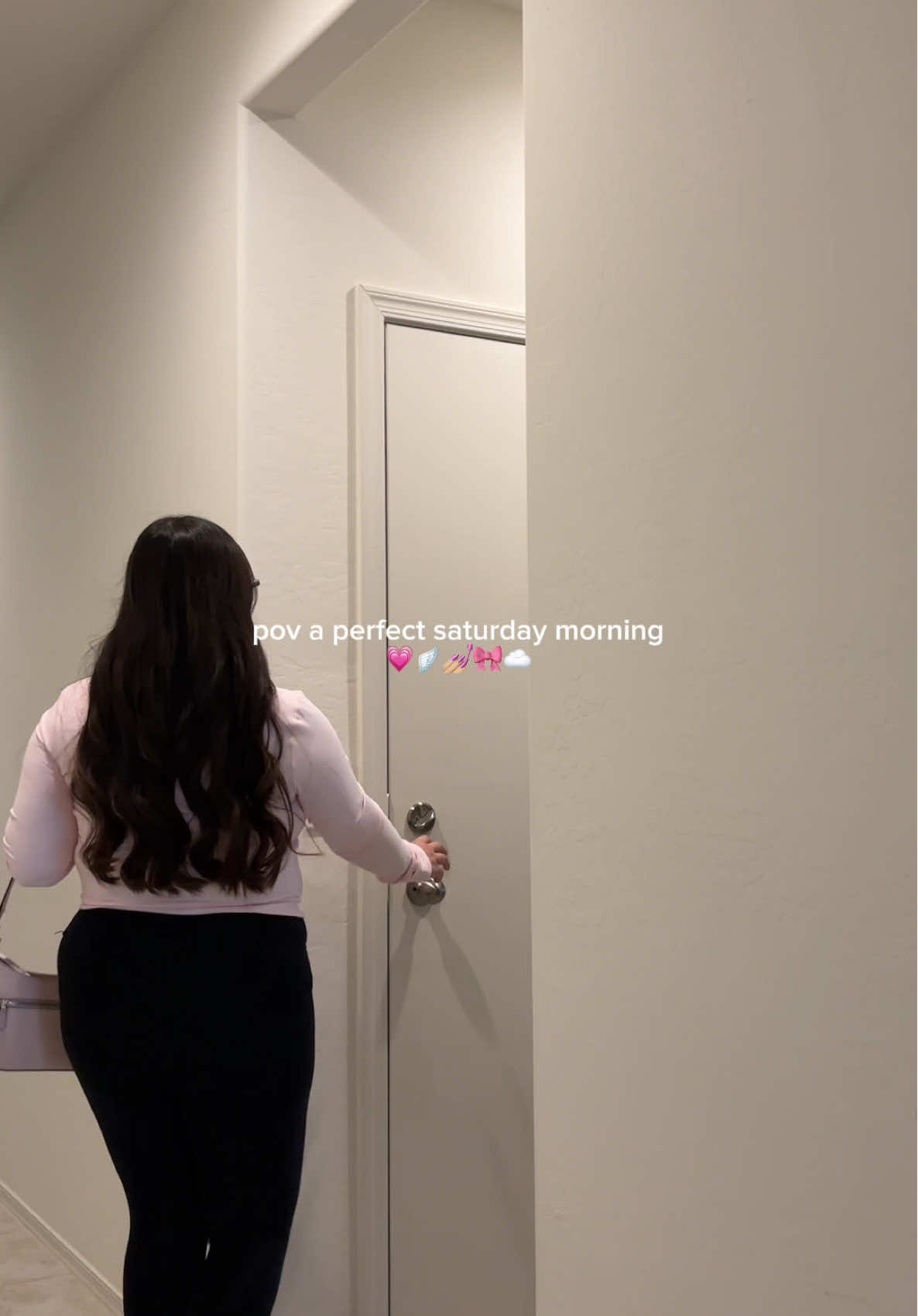 after a starbucks opening shift 😍😍 #perfectsaturday #morningvlog #minivlog #diml #alo #shopping #arizona #az #pink #pinkaesthetic #nyxcycle 