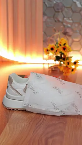 Sepatu sport cewek sneakers casual wanita nyaman dipakai #sepatuwanita #sepatucewek #sepatumurah #sepatucasual #sepatusporty #sepatuimport