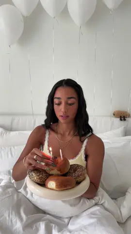 baby it’s your birthday 🥳🥹