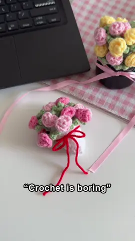 🥺(Pattern by ETM’s Studio on YouTube 🌷) #crochet #crochetrose #crochetbouquetintocoaster #crochetroseblanket #crochetrosecoaster #crochetidea #crochettok #crochettutorial #crochetidea 
