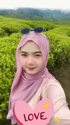 Aku tau diri🙏😒 #fyp #fyp #fyp #minang #minangkocak #minangtiktok #padang #sumbar #hijab #selebgram #anakrantau #padang #solok #batam #batamtiktok #fyp #gadihminang #minang #fyp #Love #Lifestyle #random #girl #healthylifestyle #instalike #gadihminang #fyp 
