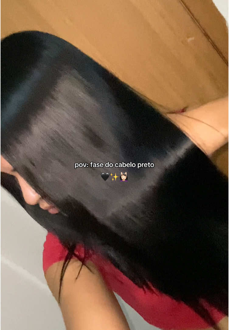 amooo💆🏻‍♀️ #cabelo #tintura #hair #pintandocabelo #autocuidado #cabelopreto #maxton #coloracao #alisada #ondulada #cabeloencorpado #blackhair  