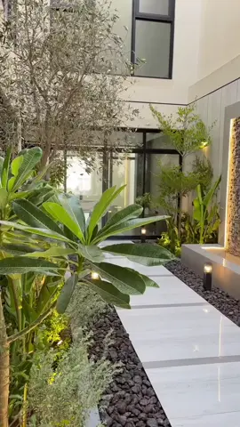 #تنسيق_حدايق_الاخلاص #احواض_زراعه_صناعى #احواض_زراعه_صناعى #غرفه_زجاجيه #غرفه_زجاجيه_في_الحوش #مدخل_البيت_هو_عنوان_البيت #اشهر_بيت_في_دبي #تنسيق_حدائق_الامارات #مهندس_هشام #جلسات_خارجية #شلالات #دبي #ابوظبي 