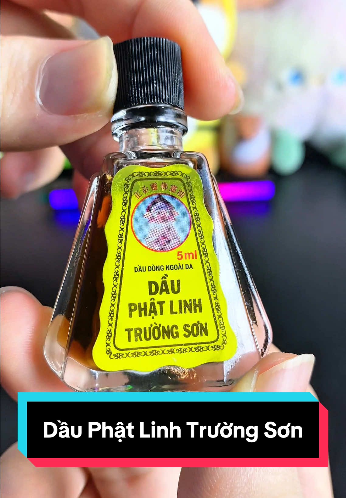 Dầu Phật Linh Trường Sơn giảm các triệu chứng đau thông thường #bebereview #review #dauphatlinh #dauphatlinhtruongson #daugio #dau