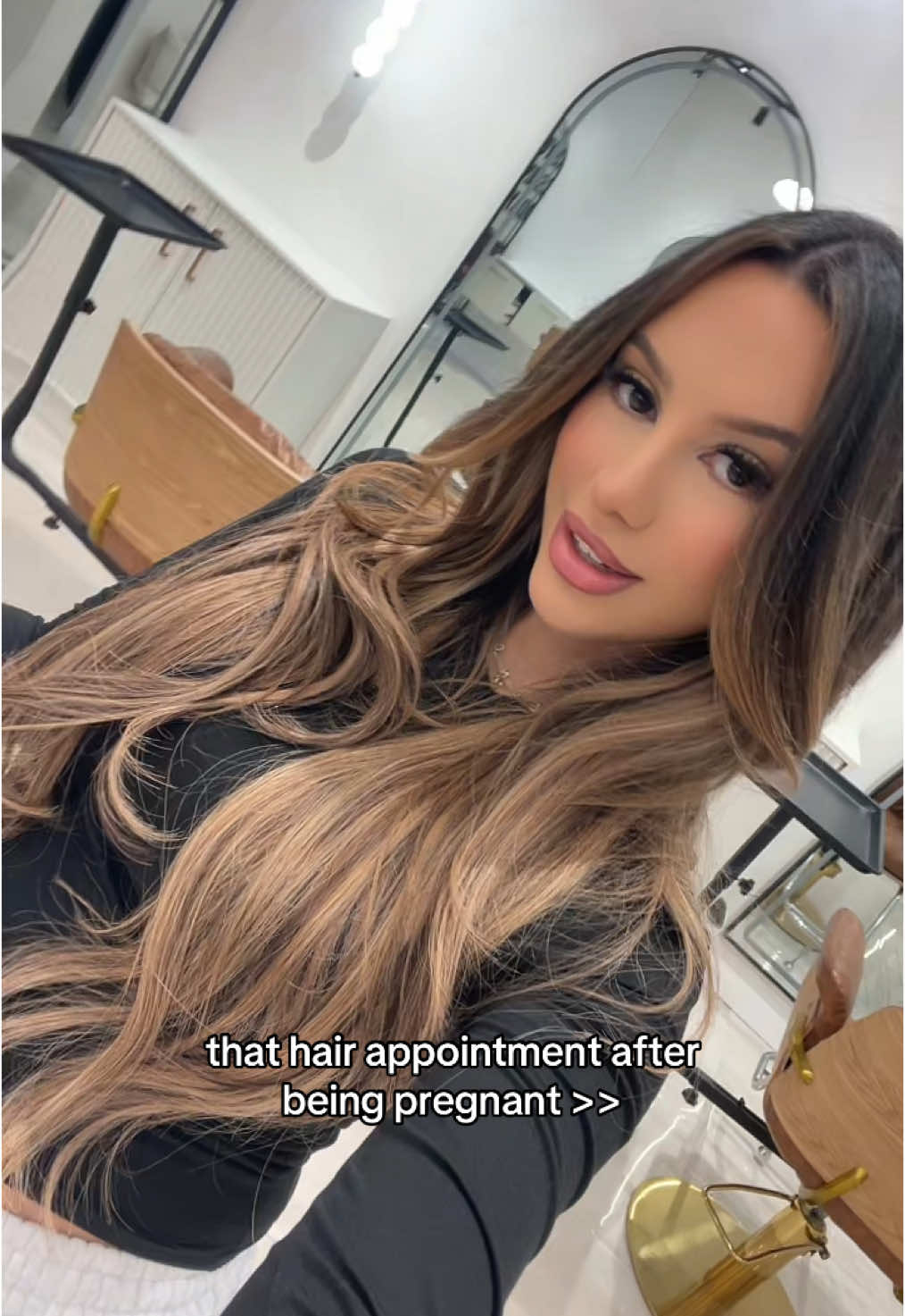 literally took over a year off of bleach lol  #bronde #hairtransformation #pregnancy #mom 