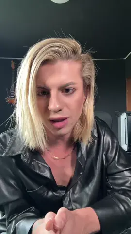 Facciamo un po’ di chiarezza ❤️. Come funziona un consulto privato con me?? #medium #italianmedium 