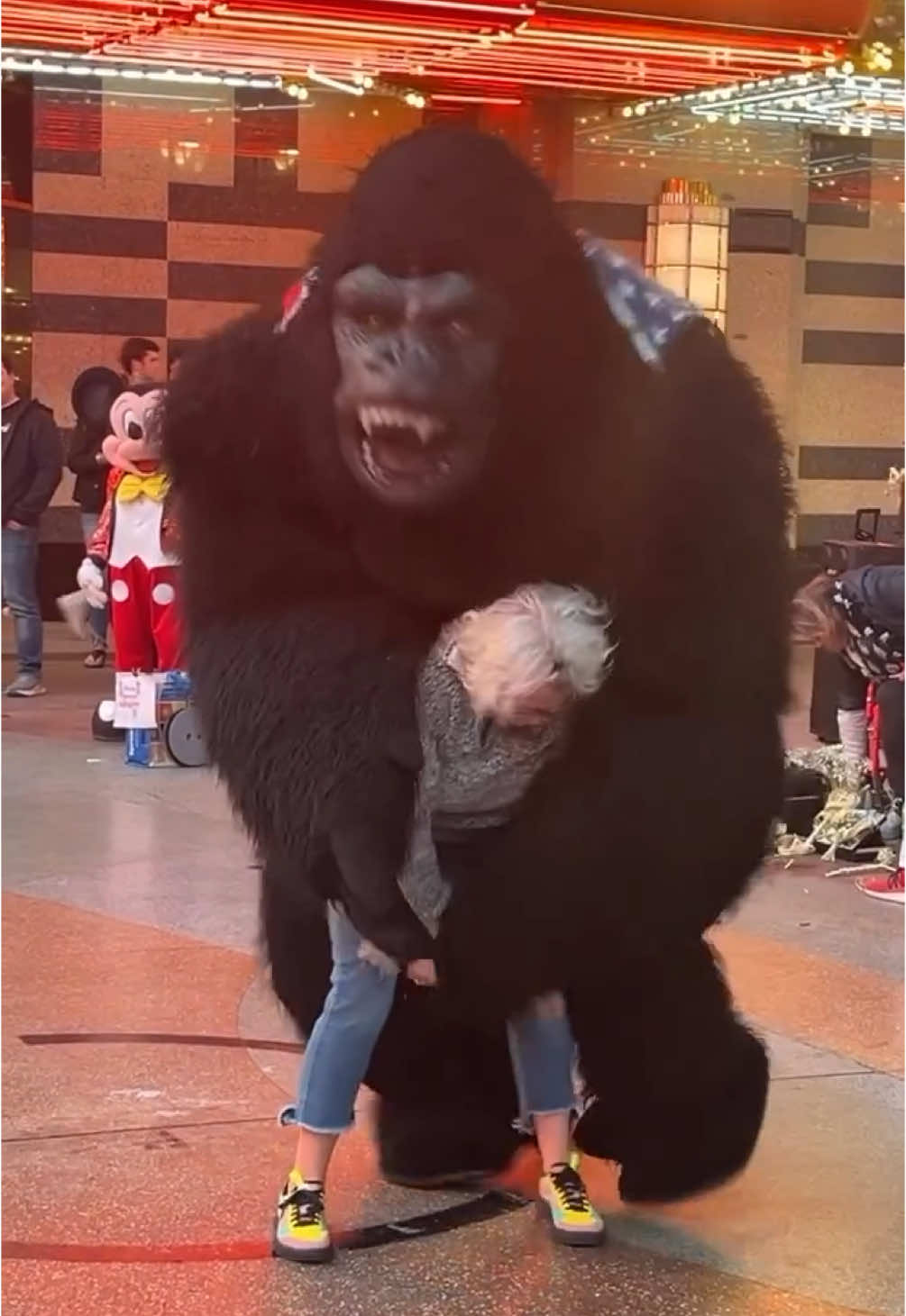 granny chose the gorilla 🕺🦍 (song: ilyTOMMY - pretty ho3) #ilytommy #fyp #gorilla #dance #fyppppppppppppppppppppppp #wtf #viral #fypシ゚viral #fypシ #undergroundmusic #meme #memecut #jerk #hoodtrap #plaqueboymax #xaviersobased #rap #explore #tiktok 
