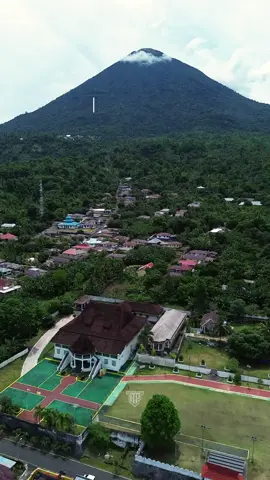 mari menyongsong april keramat  selamat hari jadi Negeriku TIDORE  puisi @DFacto Rap  #tidorepride🏝️🔥 