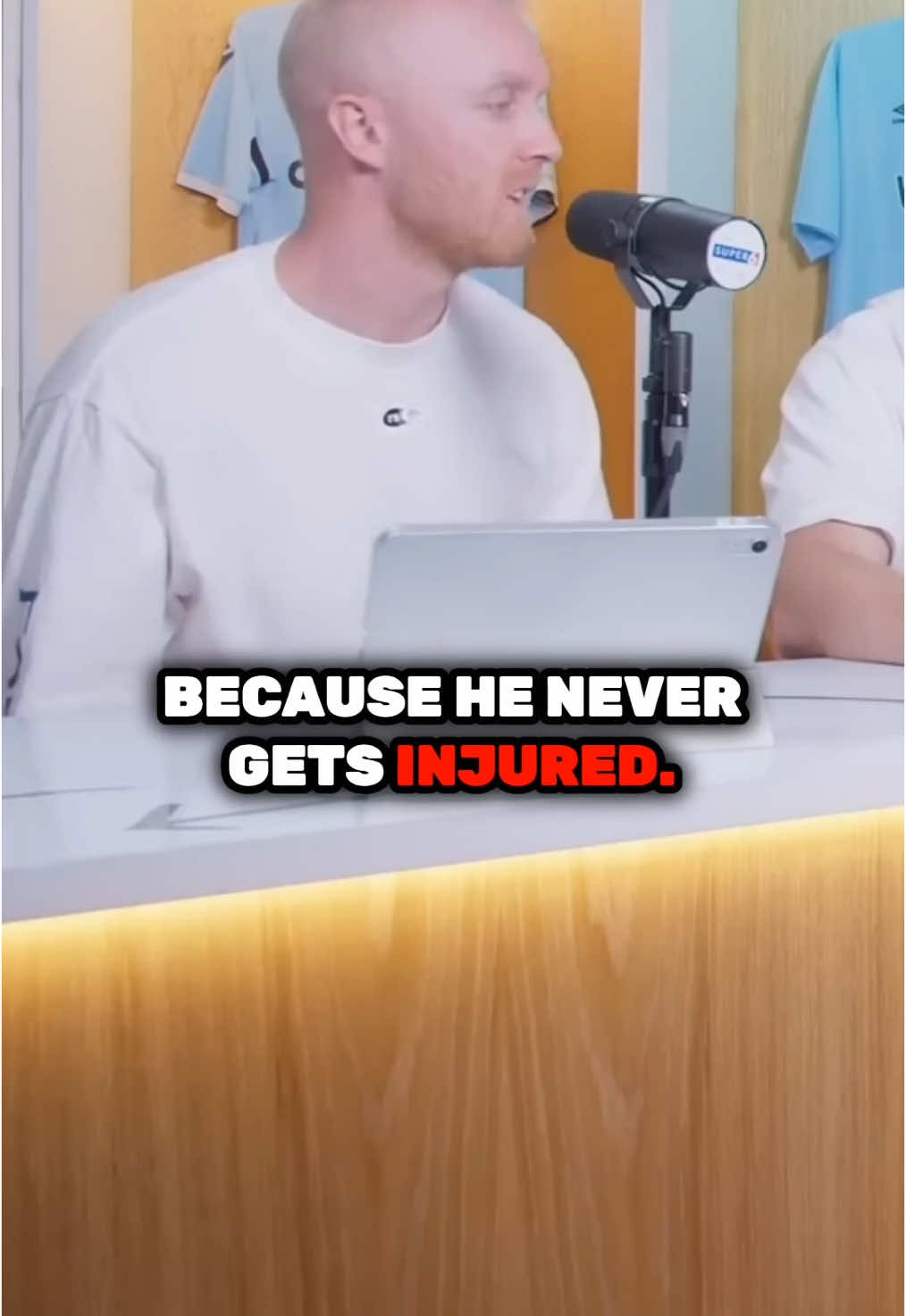 How important is Bruno Fernandes to Manchester United? #pitchside #manchesterunitedfc #brunofernandes #PremierLeague #footballvideo 