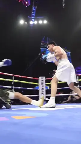 Art said goodnight 🤯 #toprank #trboxing #ko #boxing #artbarrera 