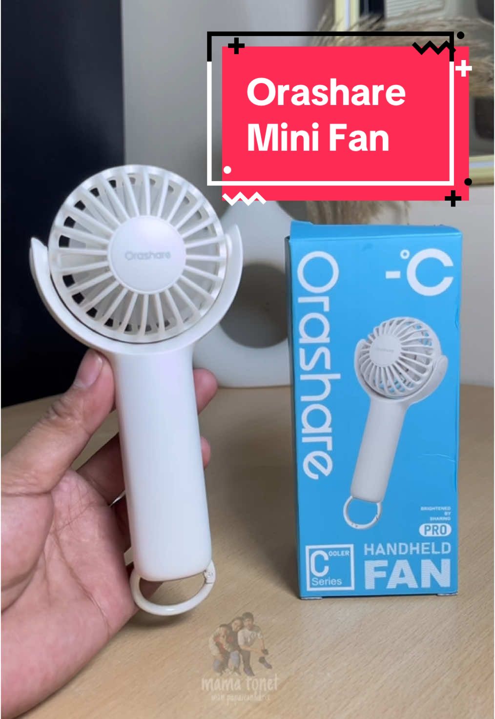 maliit lang pero ang lakas na ng hangin hindi pa maingay #minifan #fan #handheldfan #orashareminifan #minihandheldfan 