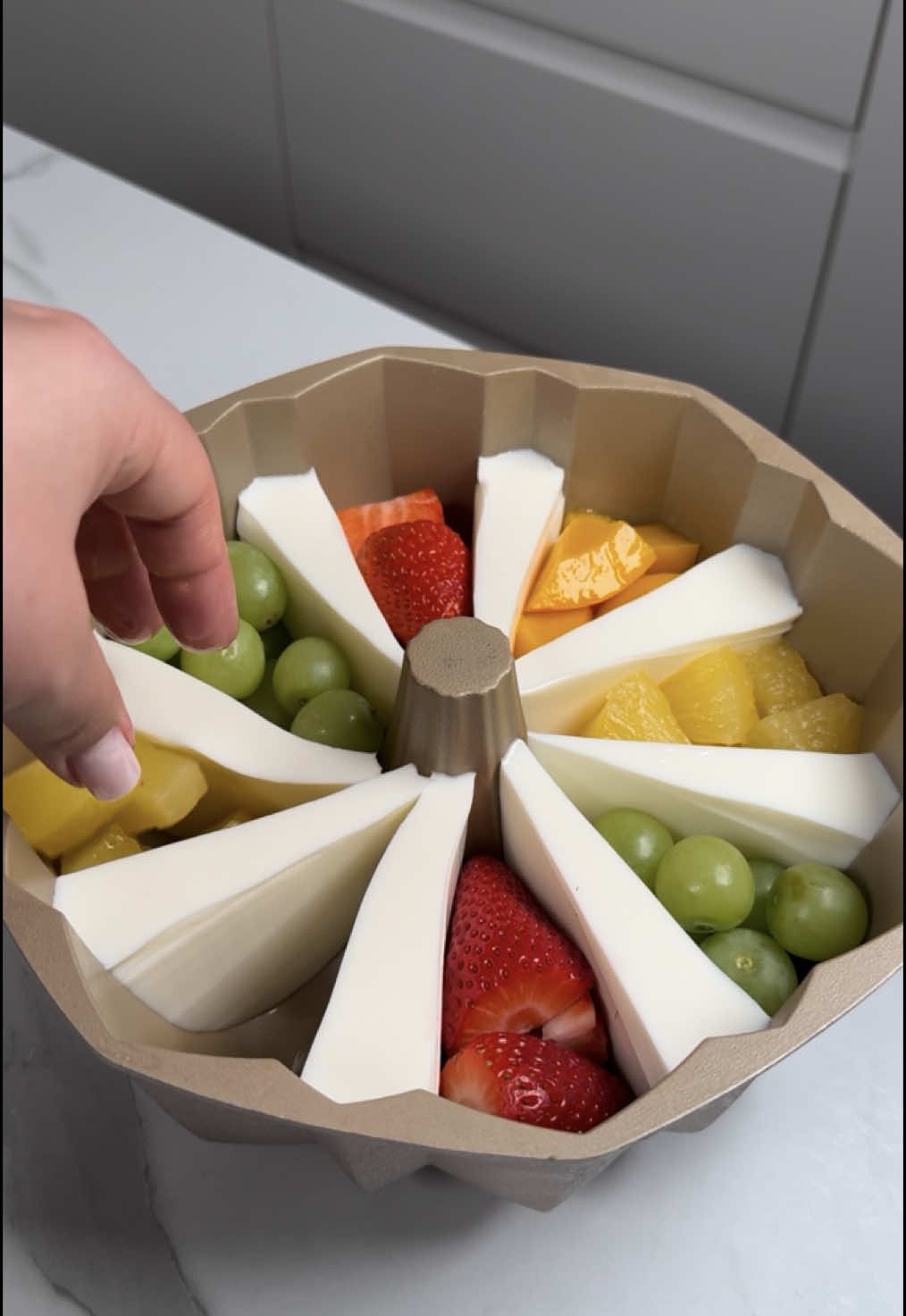 let’s make extraordinary jelly 🍓🥝🍑 