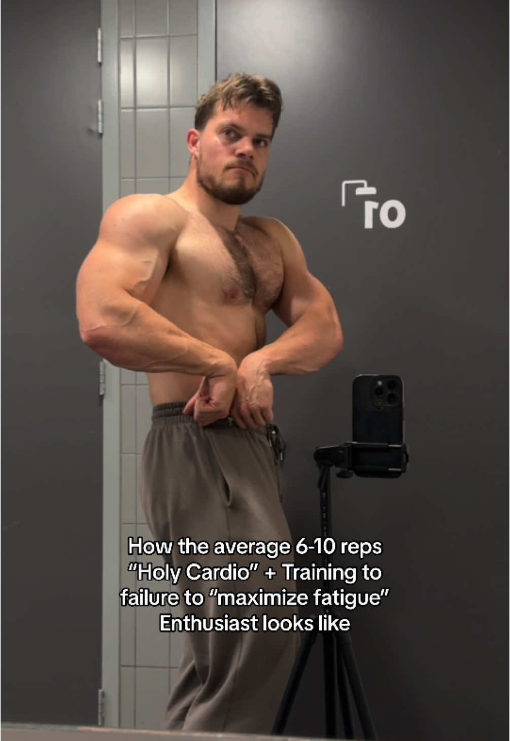 How your average Heavy Duty training enthusiast looks like. If the lifting community cared to train just as hard as they are discussing what training method is best or keep up with scientific literature, they might actually make some gains…  - DM for coaching - #naturalbodybuilding #bodybuilding #buildmuscle #GymTok #muscles 