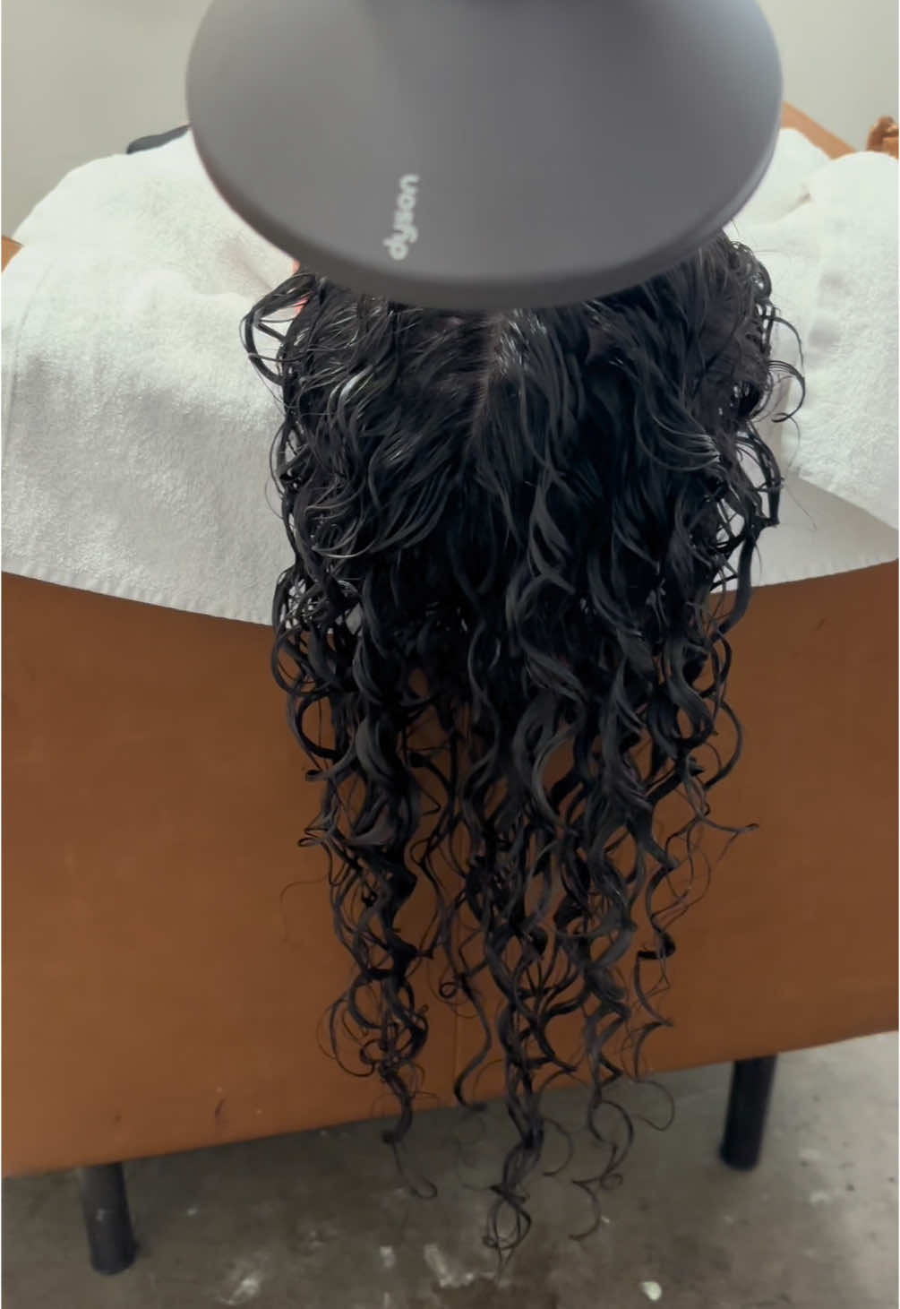 The purple rod will give you nice full curls without it being too tight🥰🫶🏾 #fyp #curlyperm 