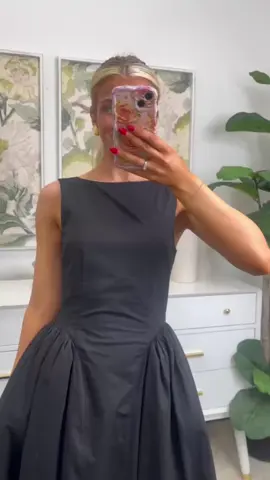 THIS DRESS🤩🖤 grab it now!! #new #boutique #newarrivals #flyboutique🦋 #dresses #blackdress #weddingguest #guest 