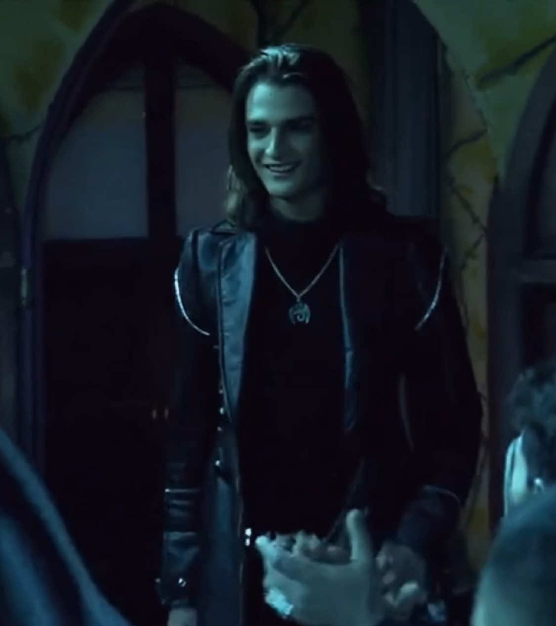 zerei #mircovladimoff #chicavampiro 