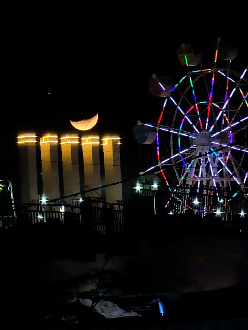 ليالي العيد  في #مارب #تصويري  ايش الأماكن اللي زرتها بالعيد   #تصميم_فيديوهات #صور_كأنها_لك #اليمن #صور_كأنها_لك #صنعاء_تعز_عدن_اب_ذمار_حجة_حضرموت #اكسبلورexplore 