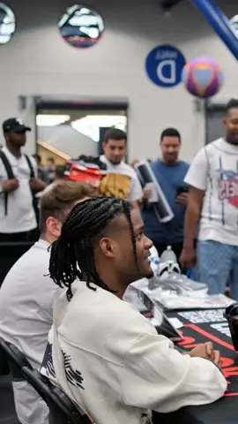 captain of the united state of America !#resell #sneakers #viralvideo #fypシ #culturekicks 