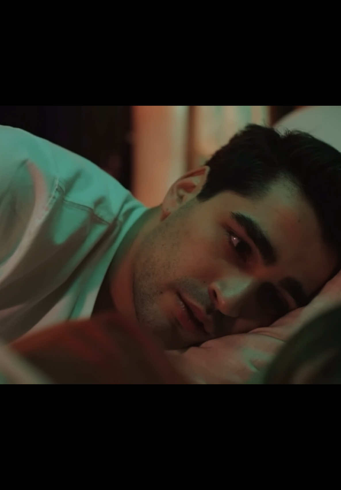 😭❤️❤️ #mertramazandemir #foryou#explore #fyp#yalicapkini #yalıçapkını #yalicapkinidizi #yaliçapkini🇹🇷🇹🇷 #afrasaraçoğlu #seyfer #seyferedit #seyran #seyrankorhan #ferit #feritkorhan #viral#berilpozam #absun #suna #abidinsuna #طائر_الرفراف #الطائر_الرفراف #سيران_فريد #سيران #فريد #سيفير #تصاميمي #مسلسلات_تركية #turkishseries 