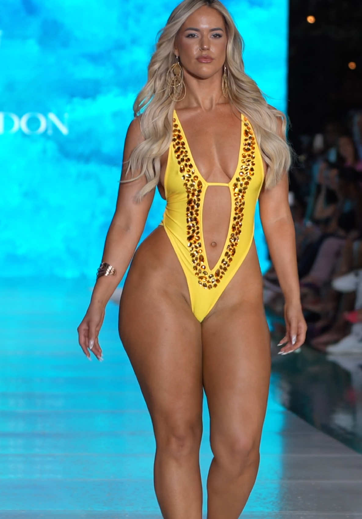 Marissa Dubois 🔥 for Olivia London #fyp #fashion #bikini #Runway 