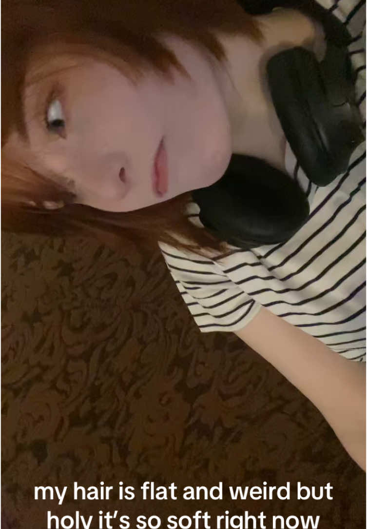 not used to hairsprayless hair. also sorry for the forehead flashing. that was inappropriate of me