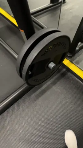 كم واصلين بهالوزن ؟ #الرياضه_اسلوب_حياه #gym #تمارين_رياضية #تمرين #تمرين_الحديد #تمارين_مقاومه #glutesworkout 