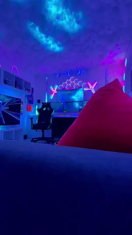 Perfect colors 😍 #gamingroom #GamingSetup #setup #gaming 
