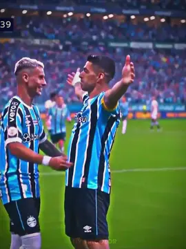 A DESPEDIDA DE LUÍS SUÁREZ!! 🇪🇪 #gremio #gremiocopeiro #fyy 