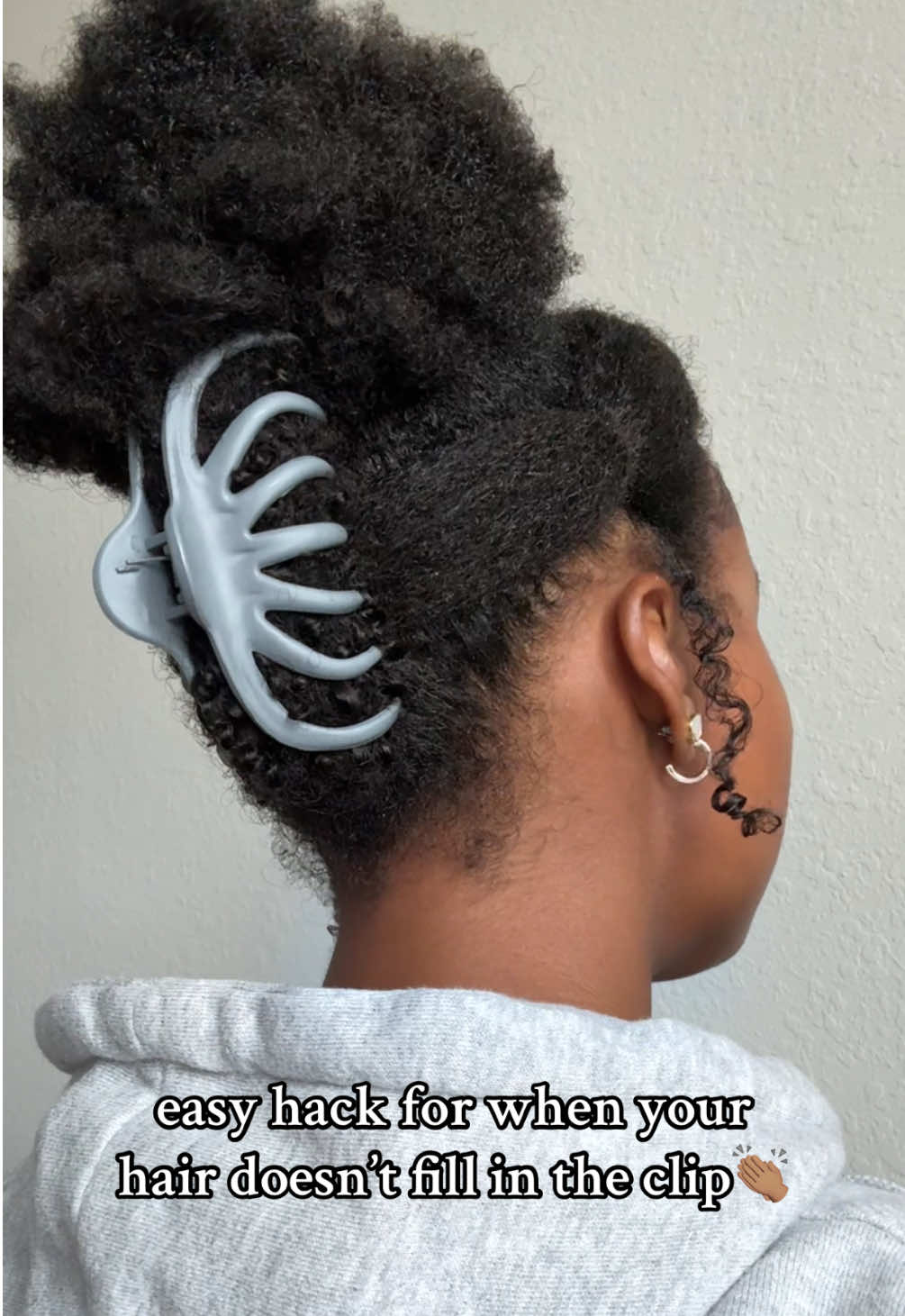 easy claw clip hack for  natural hair✨My hair in the front isn’t long enough to wrap around the back and fill the claw clip when I part it in the front like this so this is my way around that issue😭@hergivenhair clip ins👏🏽#clawclip #naturalhair #naturalhairstyles #4bhair #4chair #easyhairstyles #curlyhairstyles #hairstyleinspo #naturalhairtips 
