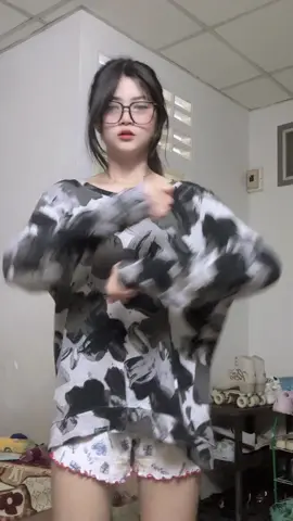 #အကမေ့သွားလို့😅😅 😆#fyppppppppppppppppppppppp #ပေါက်ရောက်စမ်း😂😂😂myanmar 