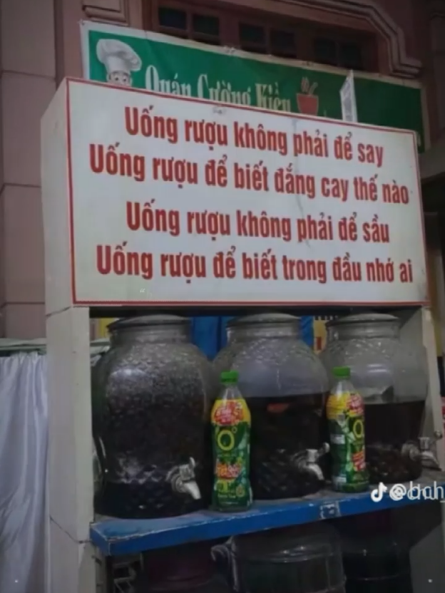 Uống ruou kh phải để say mà để biết trong đầu nhớ ai....#capcut #tinhyeu #xh #jyp 