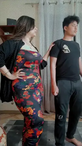 هيموت عليا 😂😂#تريند_التيك_توك #مشاهير_تيك_توك #اكسبلورexplore #foryou #كوميدي 