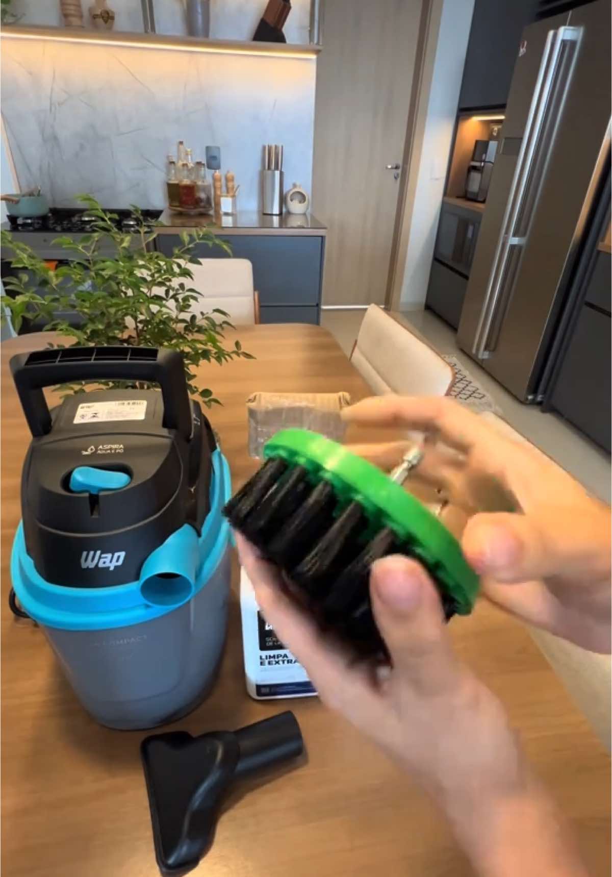 A água mega suja no final 🥹😅 #shopee #limpeza #WAP