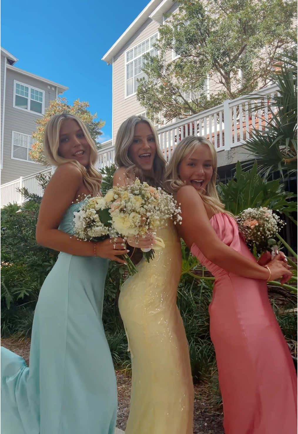 had to post a transition💐☺️#prawmmm #soph #bffs 