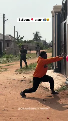 Balloons prank 🙆🏽‍♂️😂 #viral #fyp #fypシ゚ #viral_video #trends #trendingvideo #orangeboy #orangeboycomedy #orangeboyprank #foryoupage #trending @OGO⭐️ 