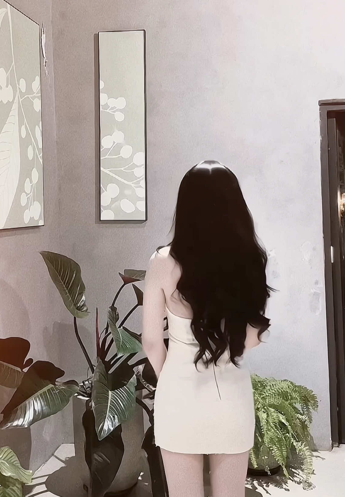 “Cái gì không giữ được thì mình buông. Mình buông mà nó không mất thì nó mới là của mình” #xuhuong #xh #xuhuongtiktok #viral #viralvideo #macdepmoingay #outfit 