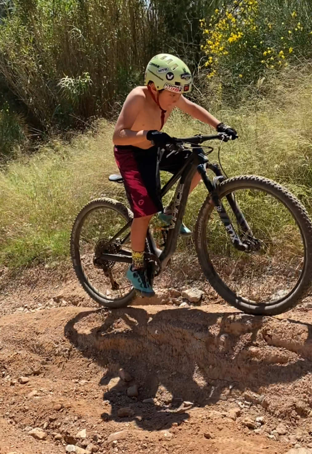 Una de las subidas mas bestias en bici que hemos hecho y sin cortes 🤦🏻‍♂️🙌🏻 #mtb #bikers #mtbrider #mtbvideos #enduromtb #bikelover 