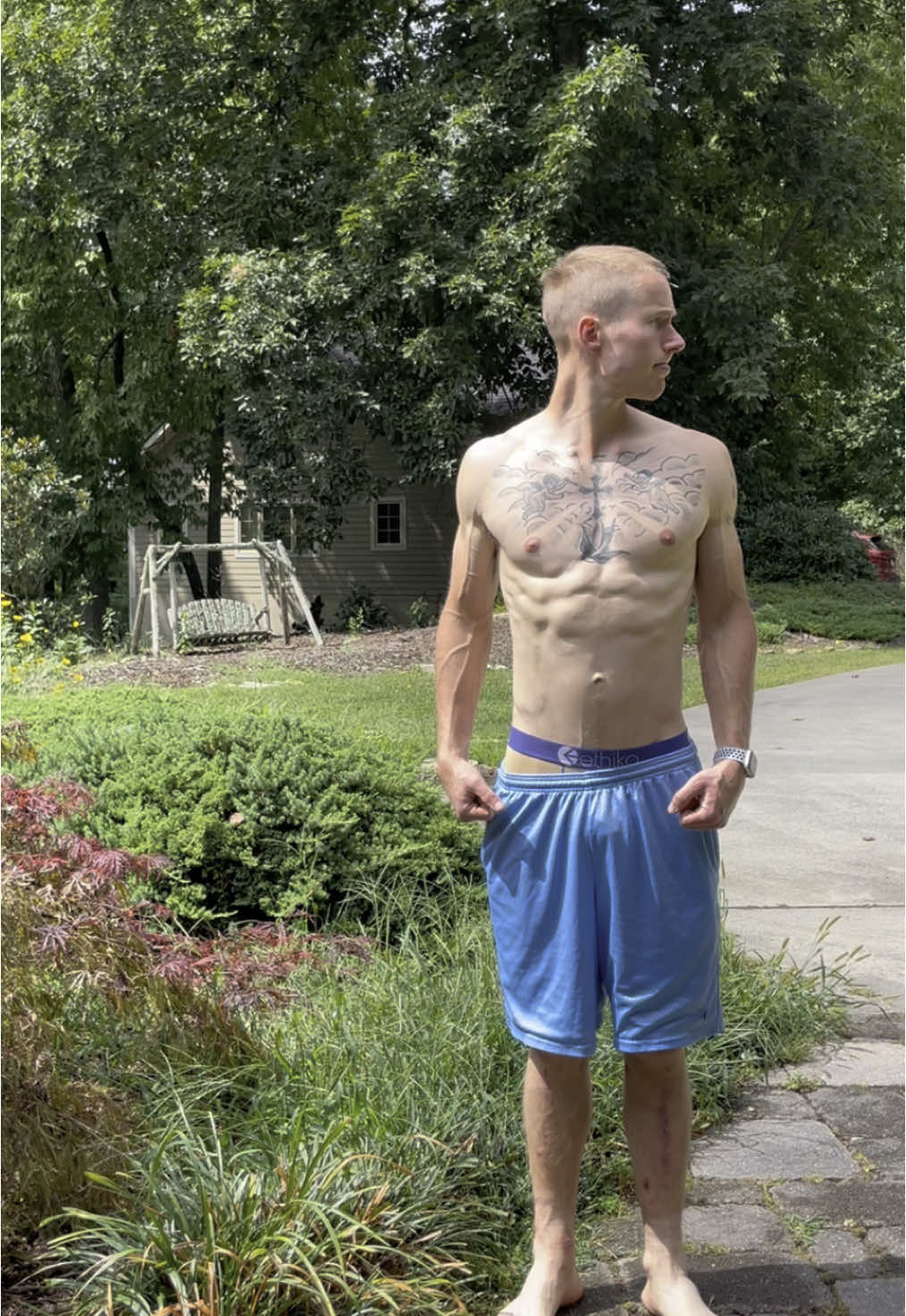 Last summer I had that YARD WORK, but realistically for my circumstance…  and keeping the grass cut. Yes so I can see the snakes 🙄 #freeblueface #mulch