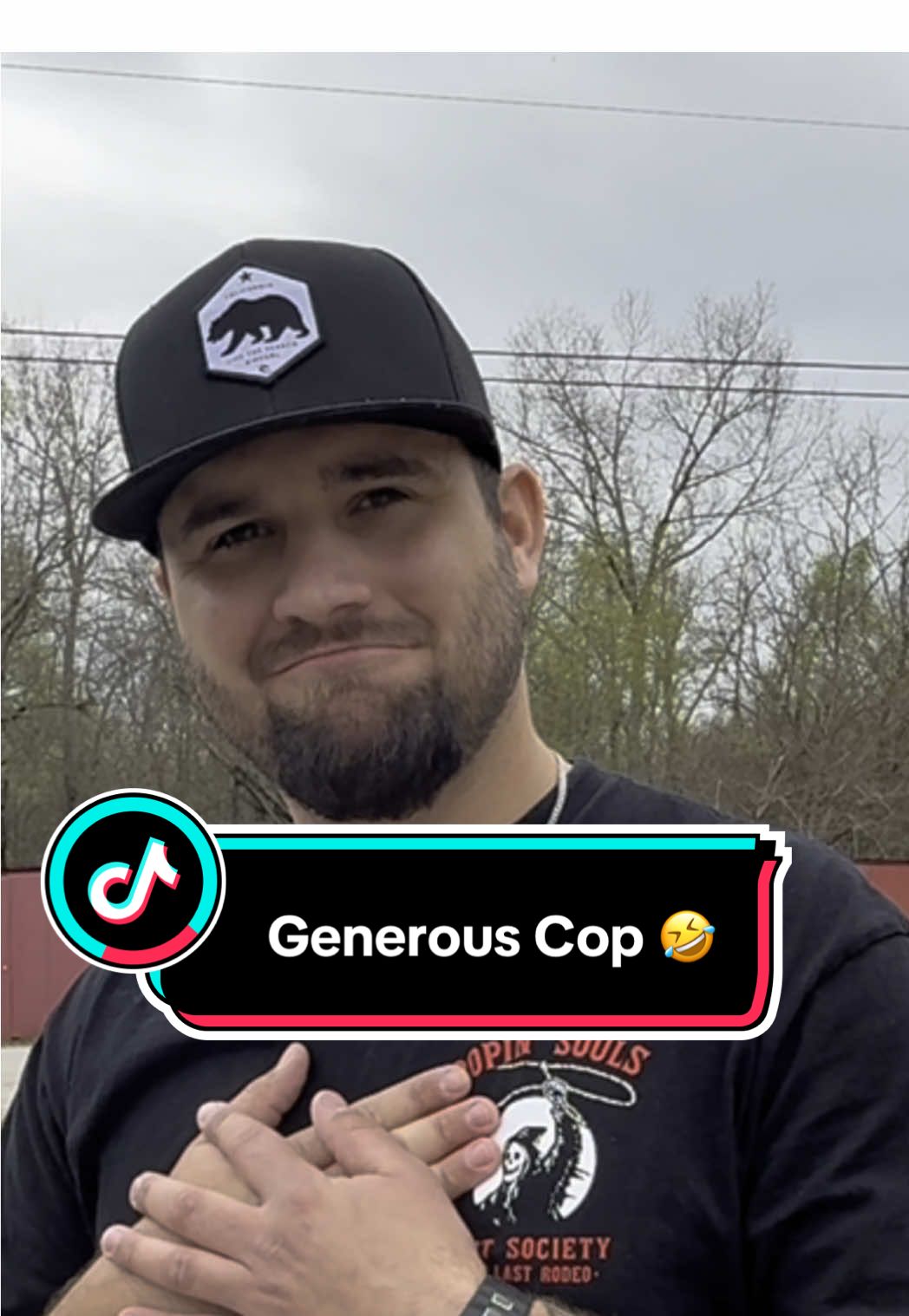 How to stop a fleeing suspect 🤣 #fypシ #fyp #foryoupage #copsoftiktok #funny #police #funnyvideo 