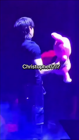 Poor Dwaekki 🤣🫢 Bang Chan and Dwaekki 😅 #bangchan #chris #christopherbangchan #changbin #dwaekki #changbinstraykids #fyp #fyppp 