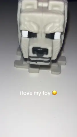 #Minecraft #happymeal #happymealtoy #mcdonalds #wolf #toy 