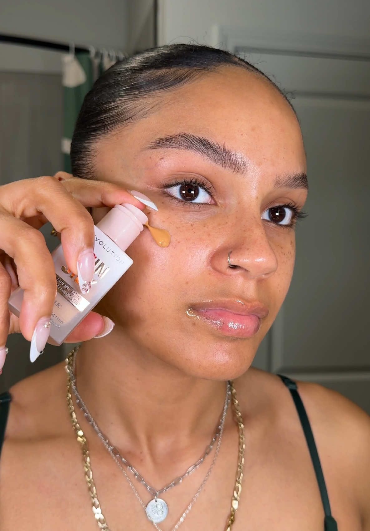 A makeup base that not only looks beautiful on the skin but is also good for it! Yeah.. where do I sign? Say hello to the Skin Silk Foundation and Skin Silk Under Eye Brightener and Concealer by Revolution Beauty #bestmakeup #longwearfoundation #ad #revolutionpartner @Makeup Revolution @Ulta Beauty 