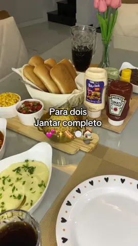 A janta foi um dogão 🌭 #hotdog #janta #dog #receita #receitasimples #jantarapida #cachorroquente #donadecasa #mesaposta #f #fyp #viral_video 