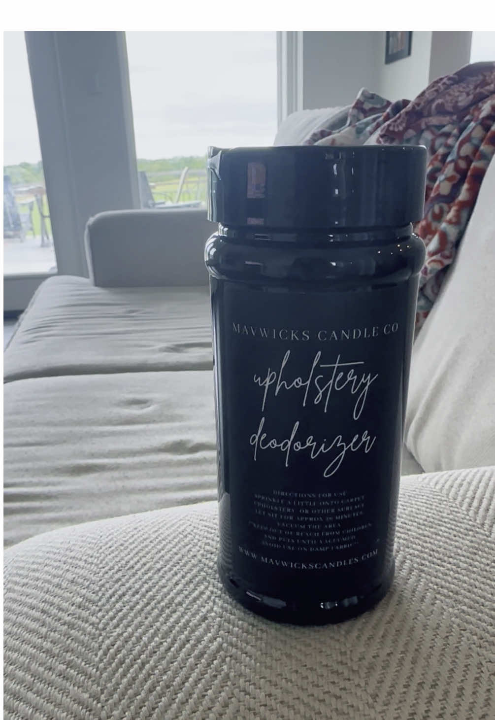 Smells amazing! @Mavwicks Fragrances  #cleaning #upholstery #deodorizer #upholsterycleaning #upholsterydeodorizer 