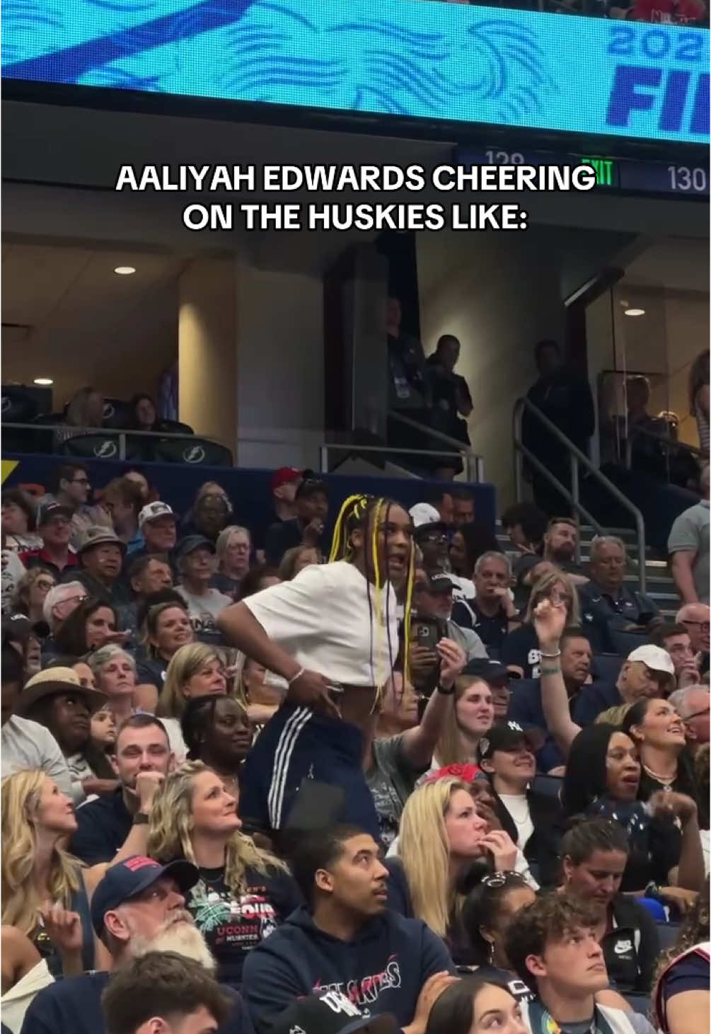 @aaliyahedwards277 is having a time 😂 #WFinalFour #MarchMadness #wbb #womensbasketball #WNBA @UConn Women’s Basketball @WNBA  @washmystics 