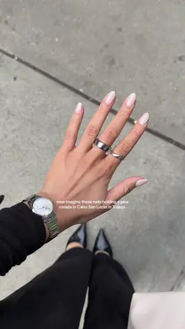 idk the color bail but i just did a very neutral pink dip with chrome! xx #nailinspo #chromenails #weddingnails #vacationnails 